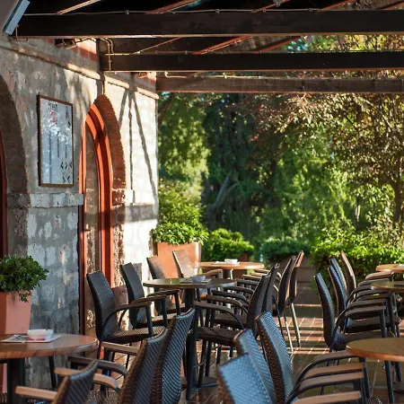 With A Balcony Or Terrace Διαμέρισμα Ρόβινι